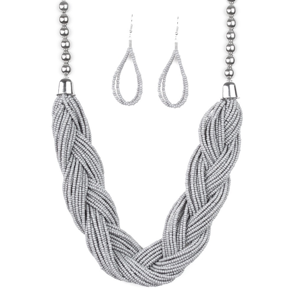 A seed bead necklace & earrings!